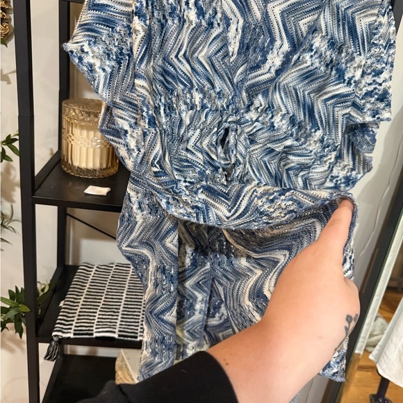 BECCA Blue and White Swim Coverup size xs - Picture 6 of 9